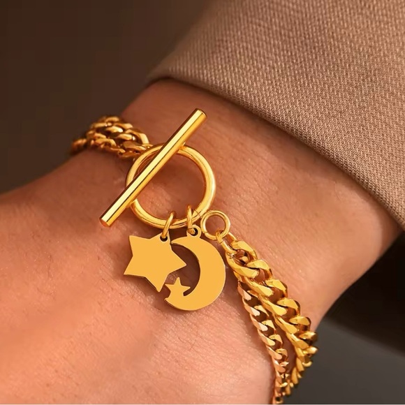Gold Star Moon Charm Bracelet 8” - Picture 1 of 4